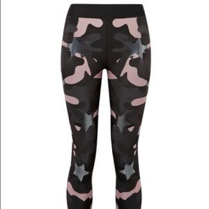Ultracor camo print leggings